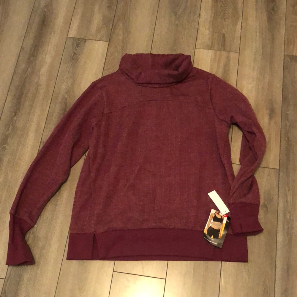 NWT sweatshirt